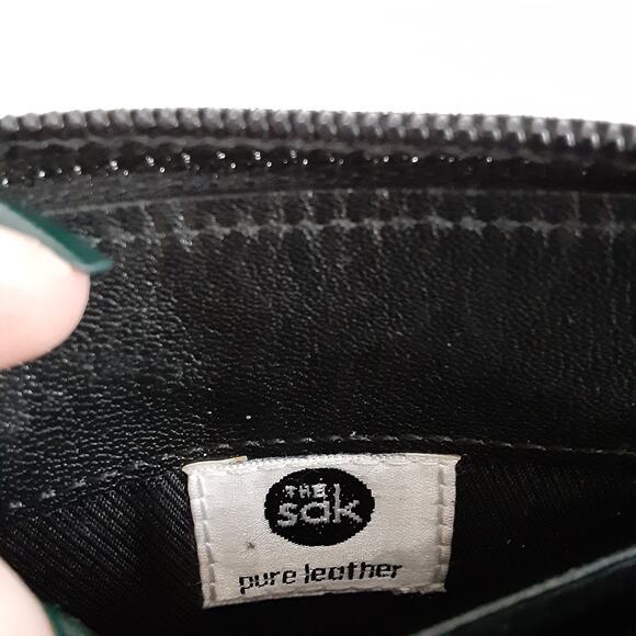 The Sak Black Genuine Leather Wallet Zip Around Square Card Case Travel Wallet - Picture 8 of 10